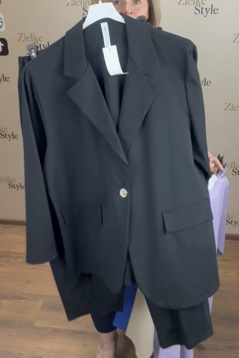 Italia nr 9 - Komplet żakiet na guzik + spodnie na gumie - 3761/37392 - czarny