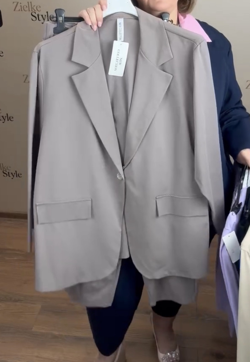 Italia nr 9 - Komplet żakiet na guzik + spodnie na gumie - 3761/37392 - fango