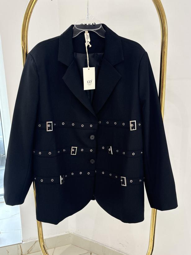 GD MARYNARKA CZARNA KLAMRY