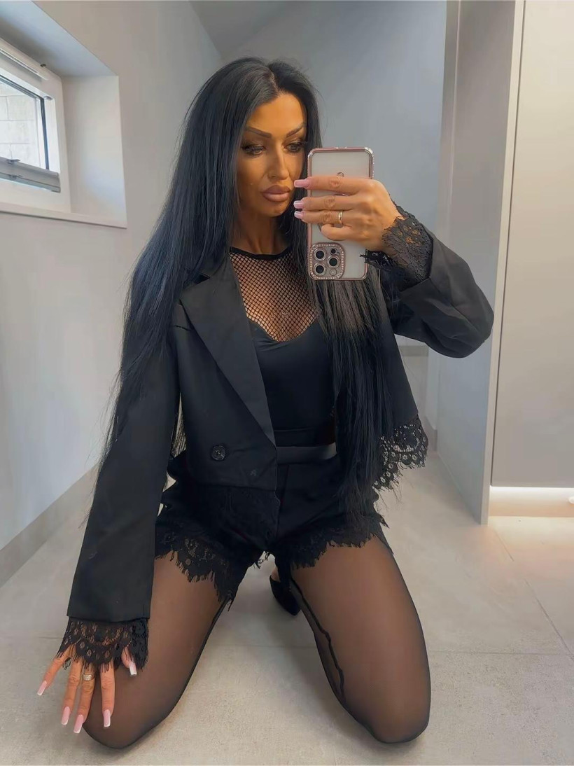 Żakiet czarny koronka