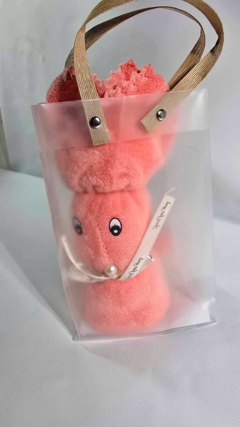 ręczniczek zajączek różowy