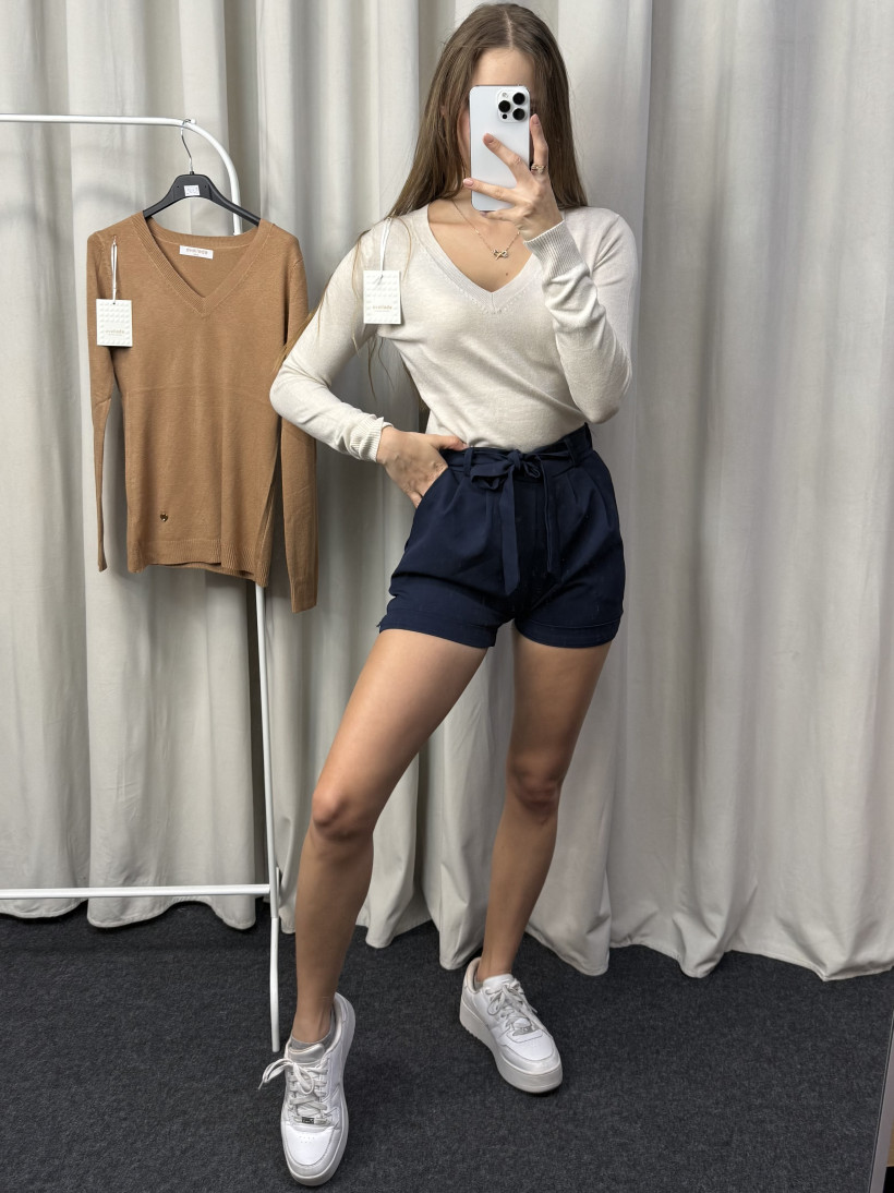 Sweterek z serduszkiem 