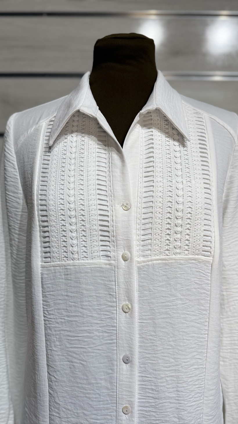 CAMISEIRO BRANCO BUSTO BORDADO 