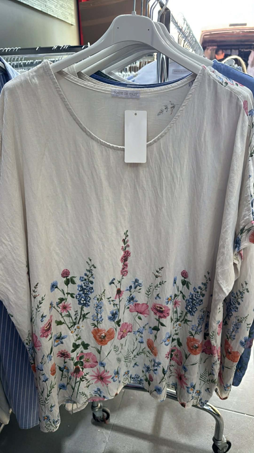 Italia nr 10 - Bluzka jednokolorowa, kwiaty - 9553 - beżowa