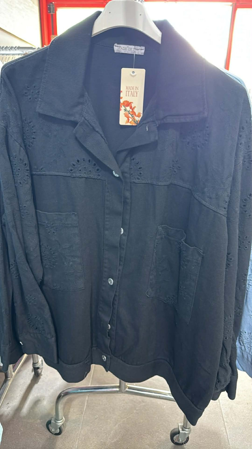 Italia nr 10 - Katana jednokolorowa, ażurowe ozdoby - 5108 - czarna