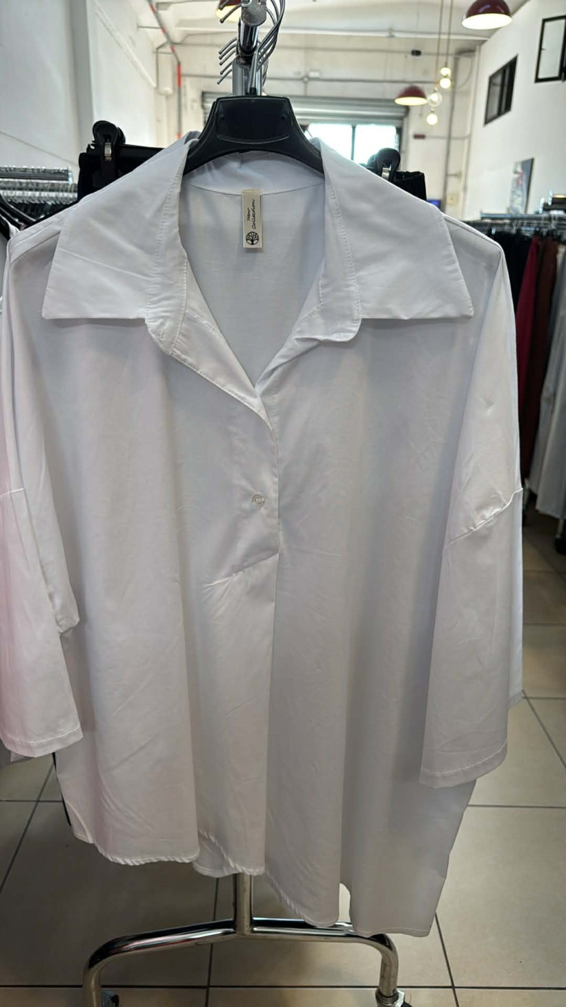 Italia nr 10 - Koszula jednokolorowa z kołnierzykiem  - 26092 - biała