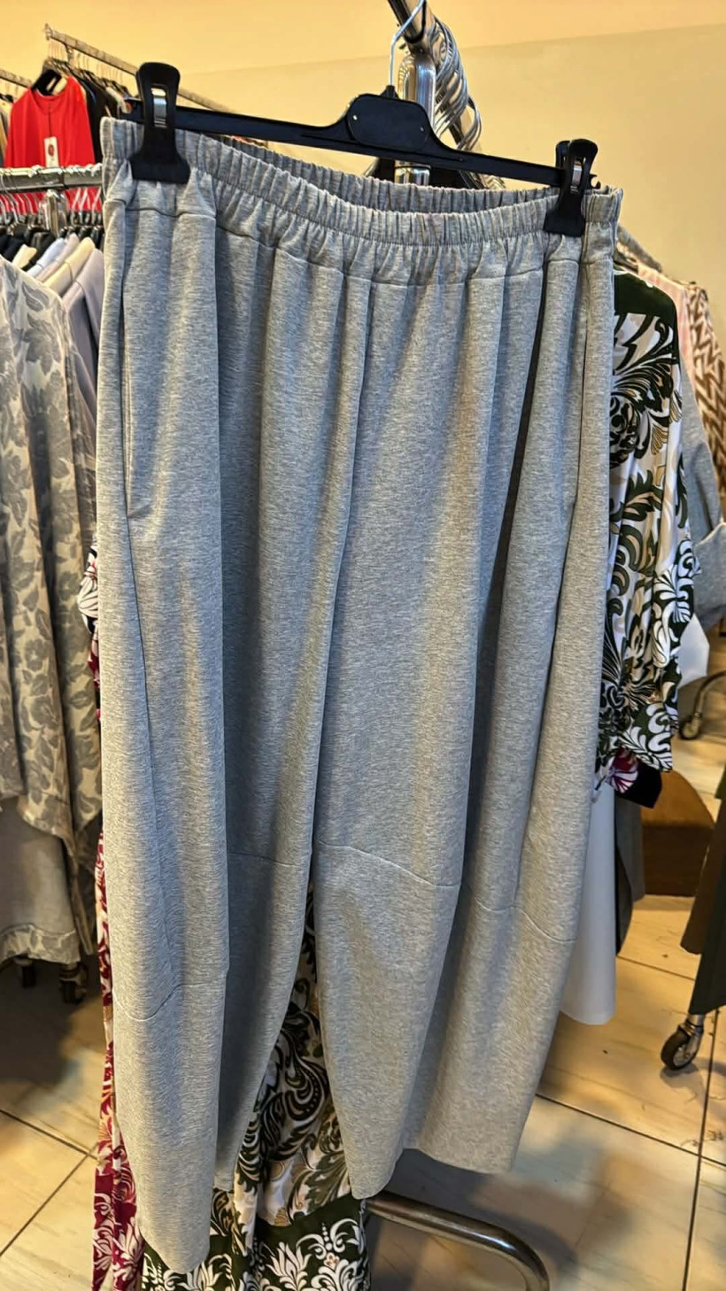 Italia nr.10 - Spodnie jednokolorowe z kieszeniami, ballony - 3139 - popiel