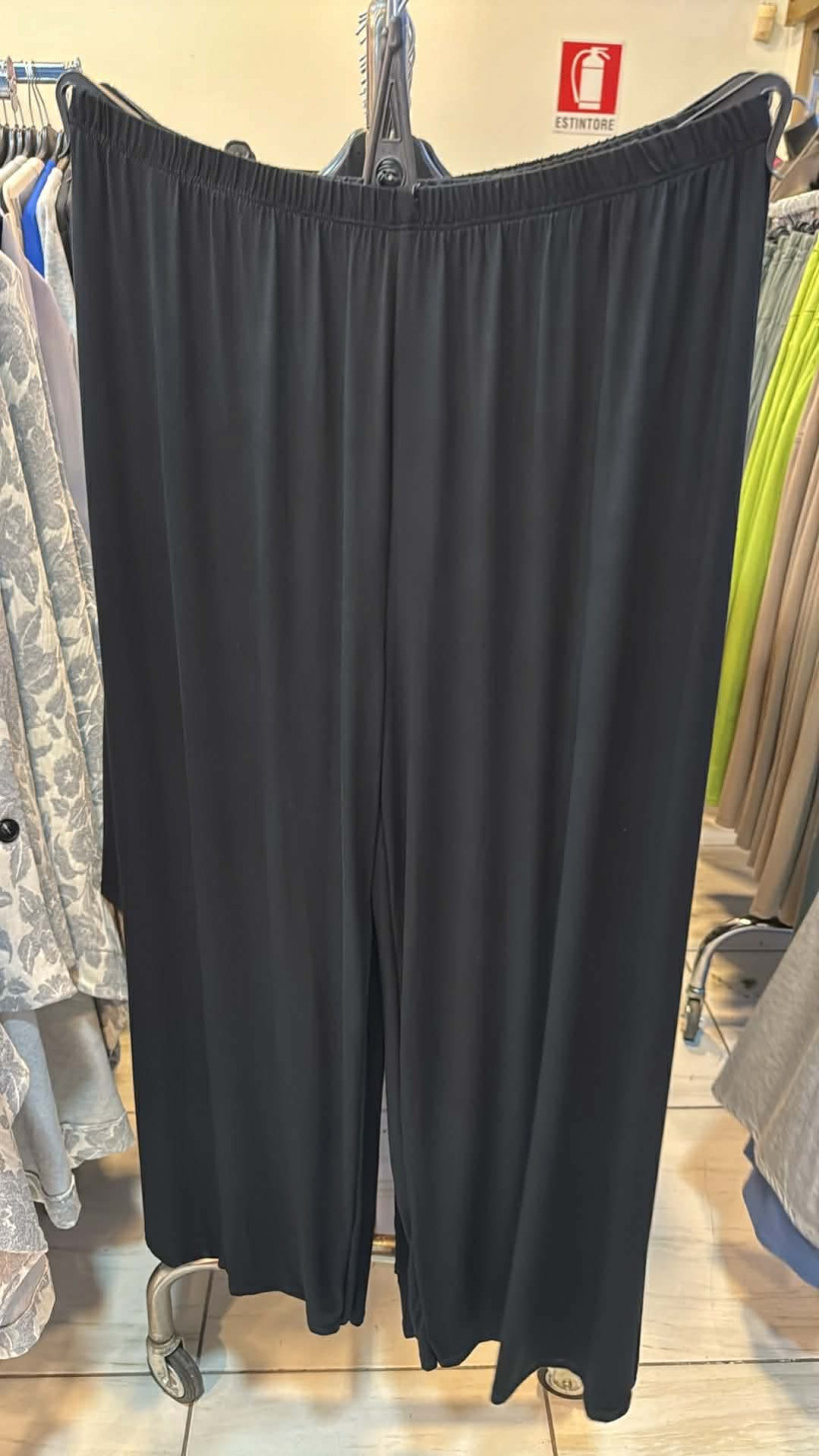Italia nr.10 - Spodnie jednokolorowe, prosta nogawka - 3001 - czarne  