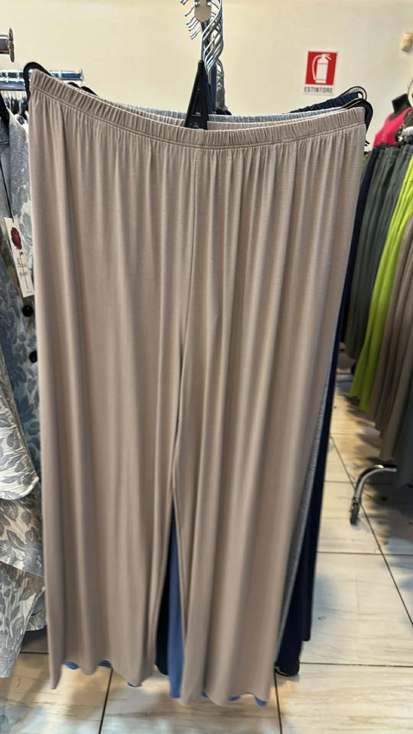 Italia nr.10 - Spodnie jednokolorowe, prosta nogawka - 3001 - fango  