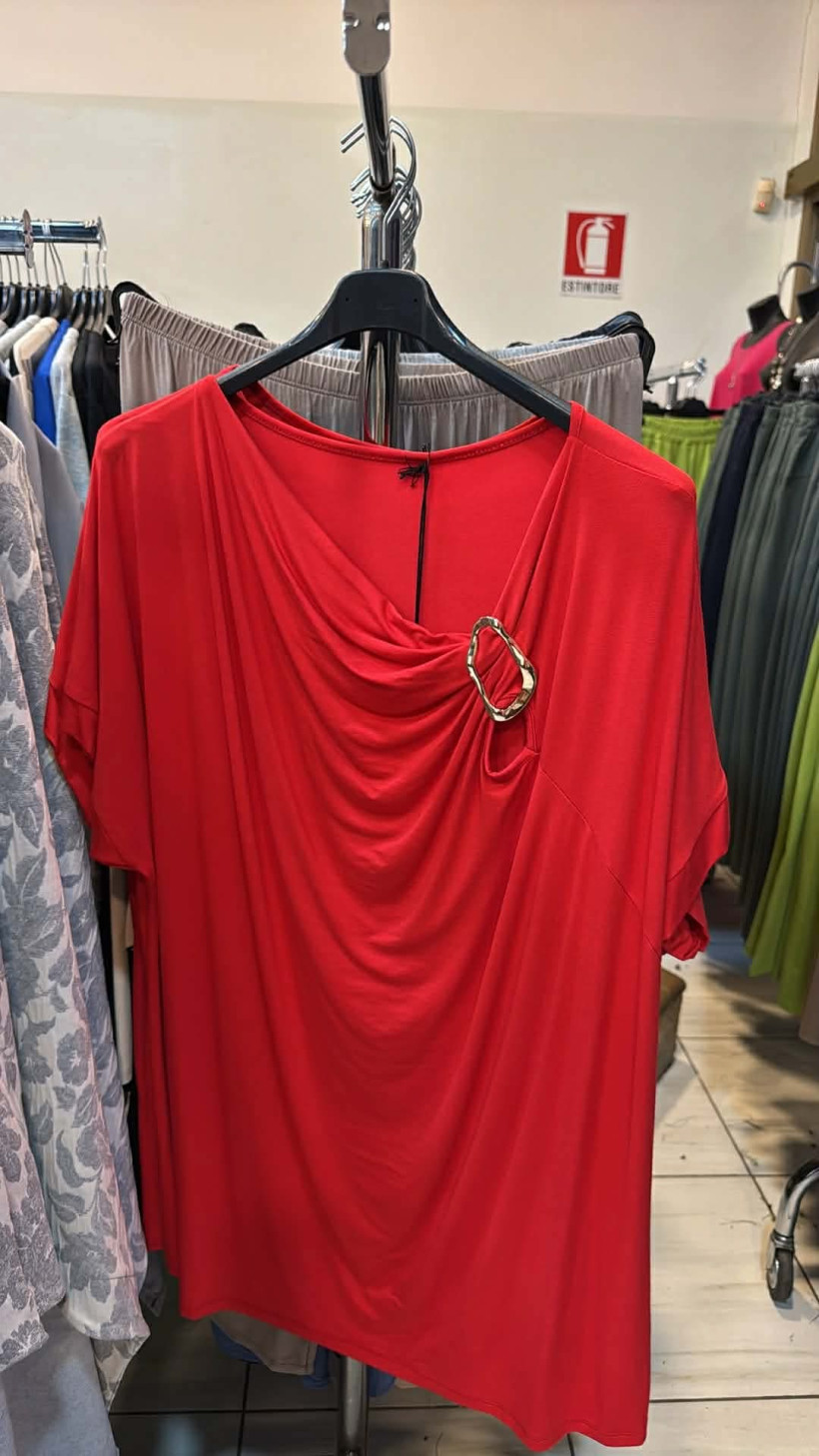 Italia nr.10 - Tunika jednokolorowa z klamrą - 1823 - czerwony