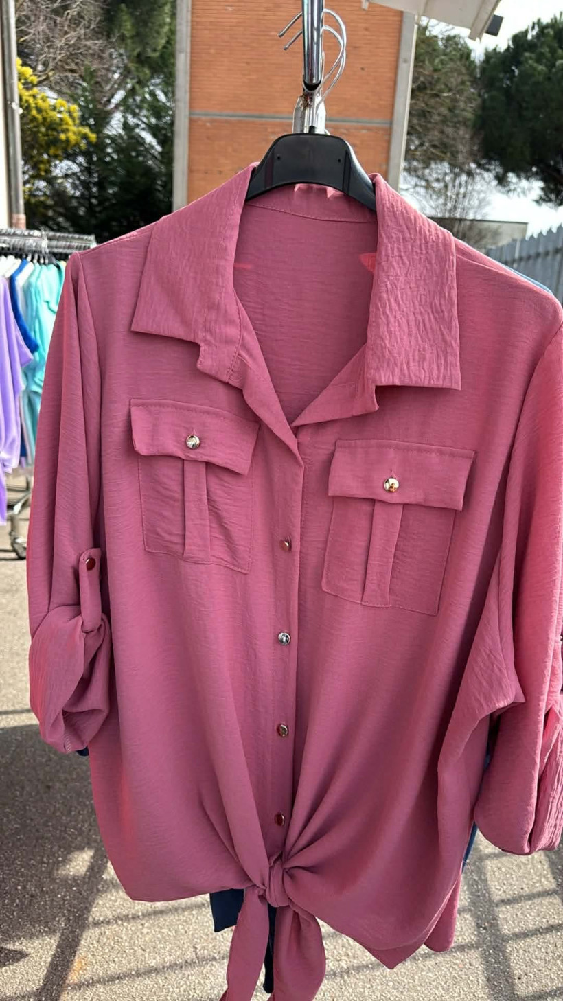 Italia nr 10 - Koszula jednokolorowa z kieszeniami - wiązana - 24365 - ciemny puder