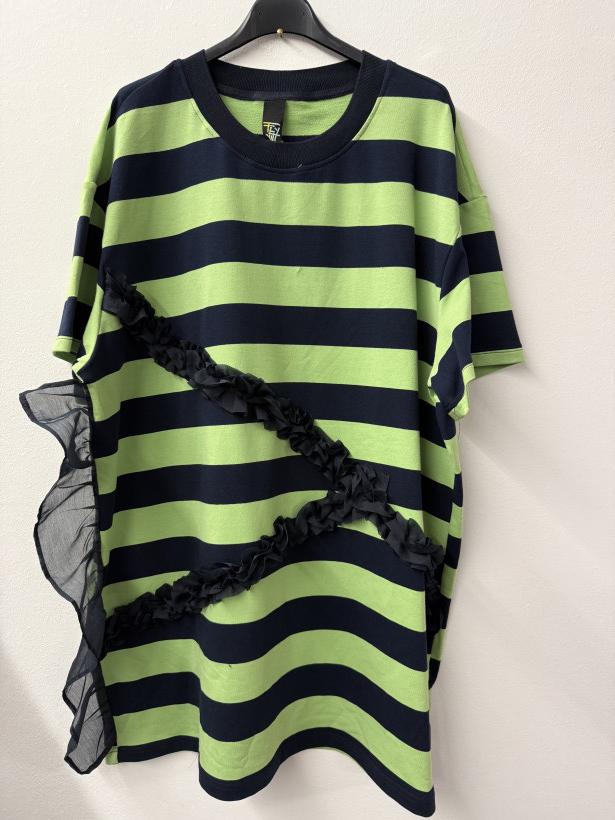 Italia nr.10 - Bluzka dwukolorowa w paski z falbanką Wł.Fly out  21127 - granat z limonką 