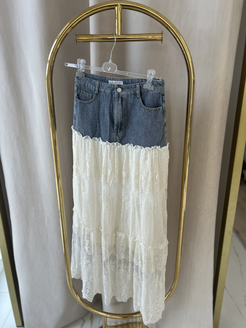 LAM SPÓDNICA JEANS Z KORONKA WANILIOWĄ