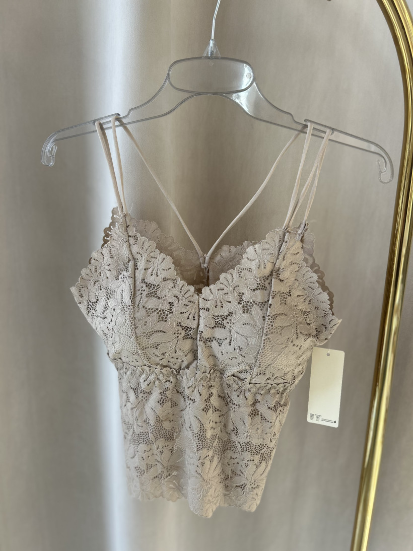 MISS TOP KORONKA CIEPŁY BEŻ