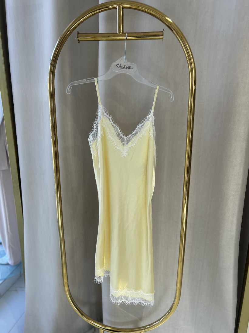 MODE SUKIENKA SATYNA KORONKA ŻÓŁTA