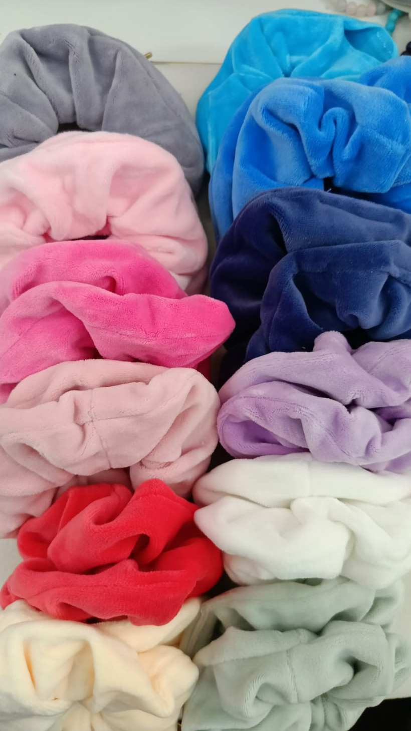 Gumka Delika aksamitka