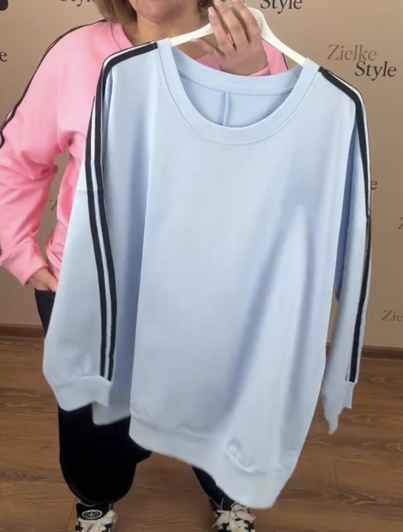 Bluza jednokolorowa, lampasy na rękawach, ww - 955 - błękit