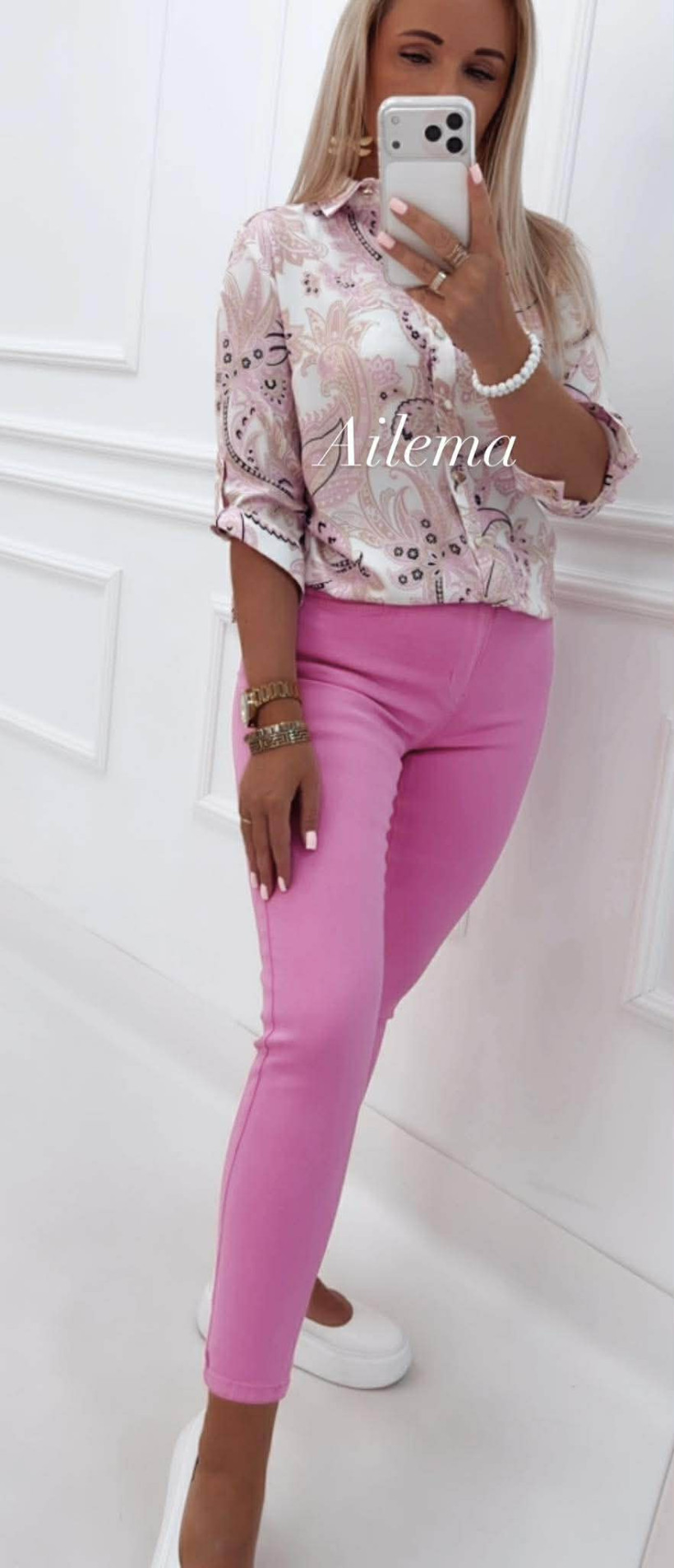 Jeansy Redseventy J1238- 8 push up, cukierek z paskiem