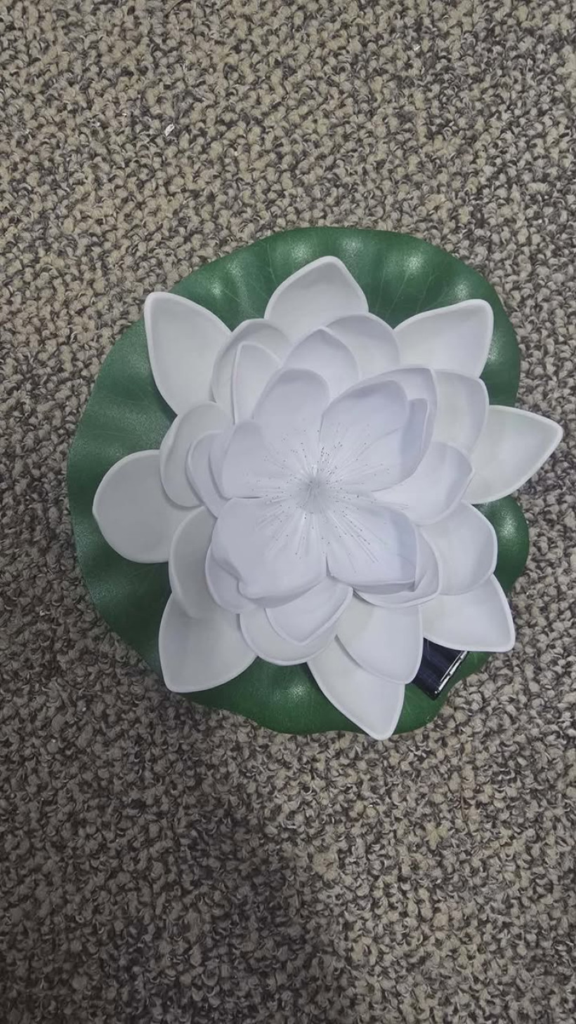 PŁYWAJĄCA  SOLARNA LILIA BIAŁA