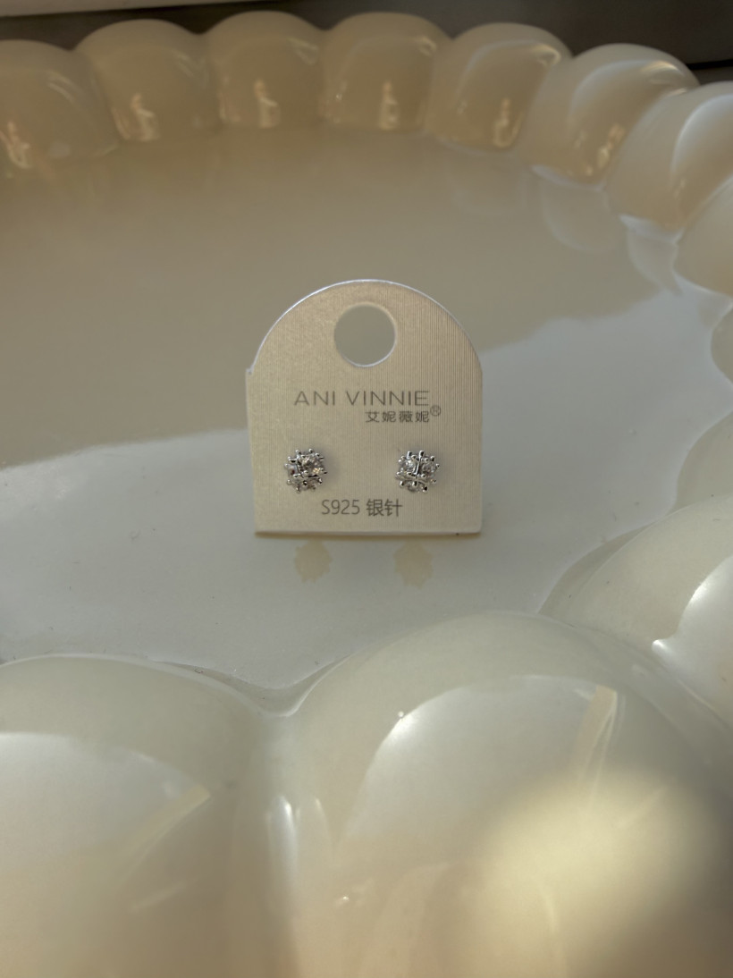 H* Kolczyki sztyft ZIRA