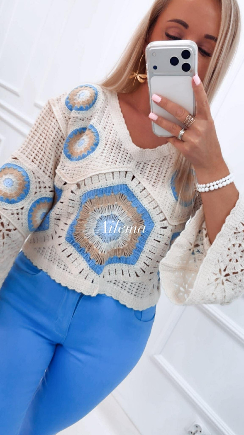 Sweter boho dekolt V SW83 szeroki rękaw, wzór