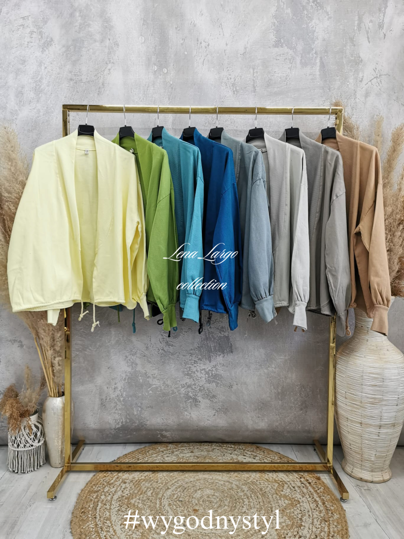 Kurtka, narzutka Mira