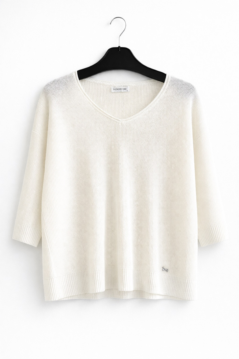 Sweter ecru 