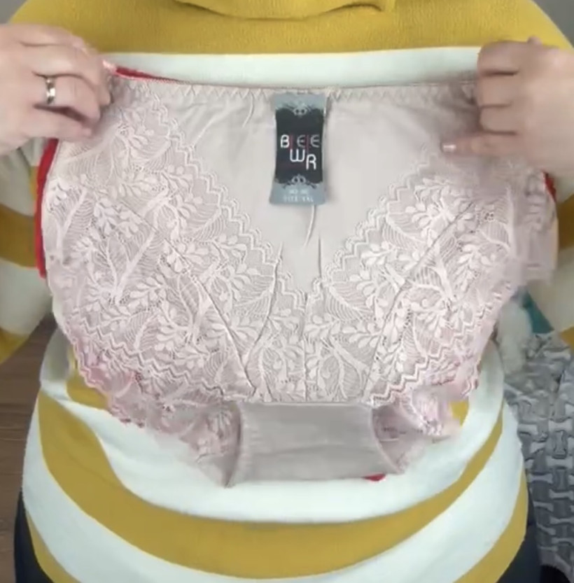 Majtki jednokolorowe z koronką - 6xl - 305 - beż