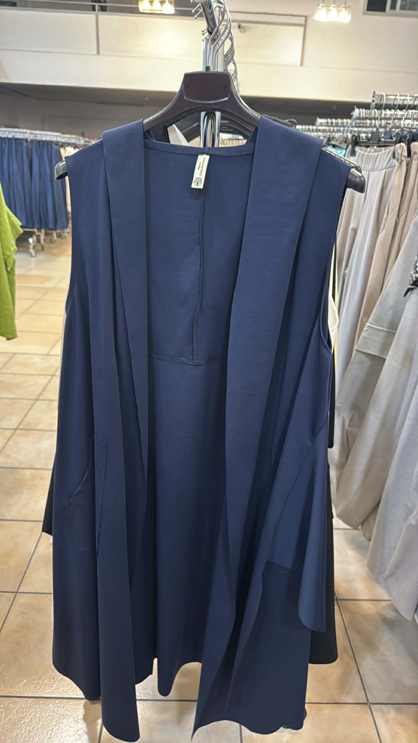 Italia nr 11 - Kamizelka jednokolorowa - 26109 -  granat