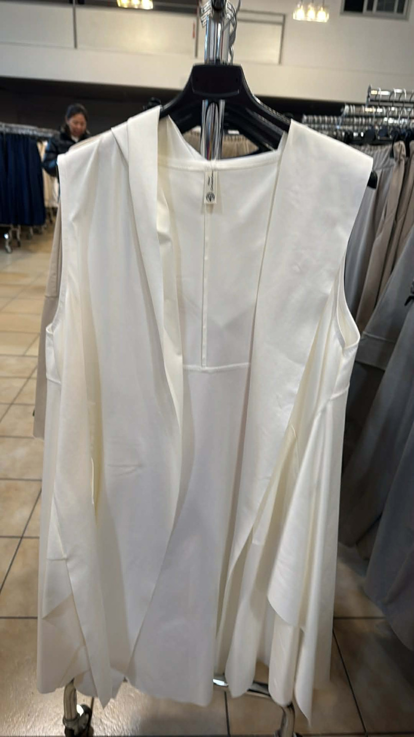 Italia nr 11 - Kamizelka jednokolorowa - 26109 - biała