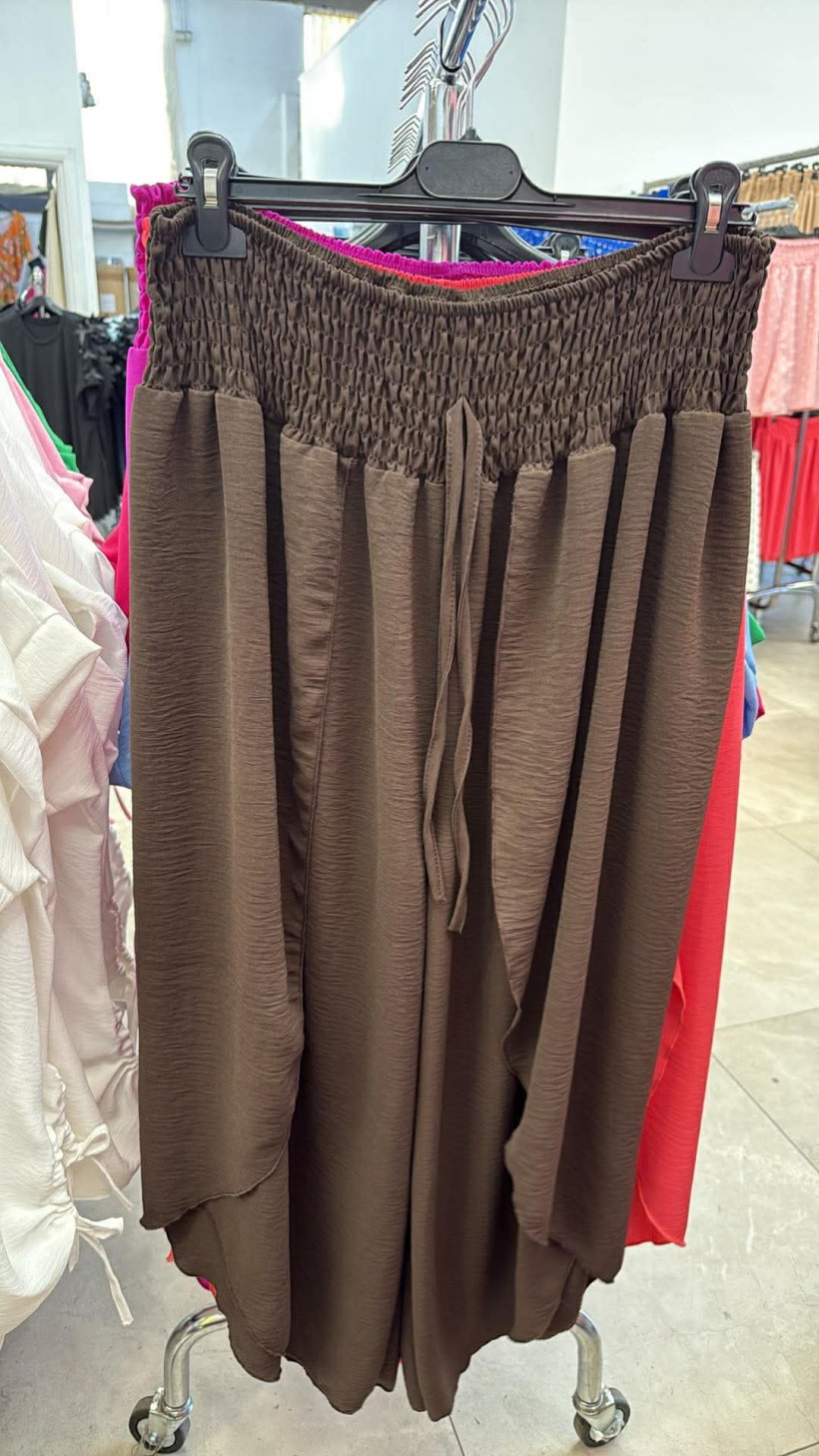 Italia nr.11 - Spodnie jednokolorowe alladynki - 661713 - czekolada