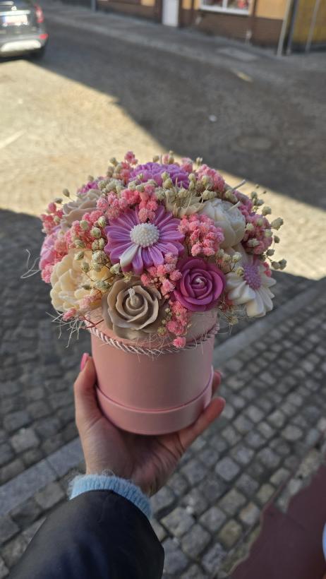 Flowerbox kwiaty sojowe świece prezent urodziny wesele