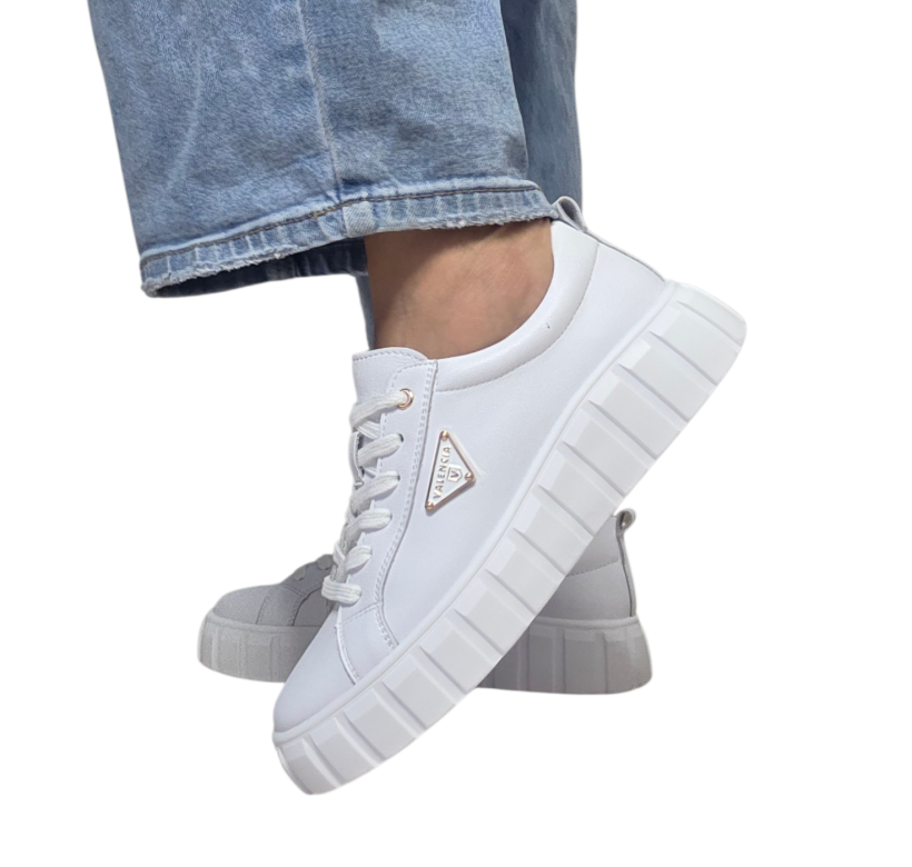 Sneakersy białe