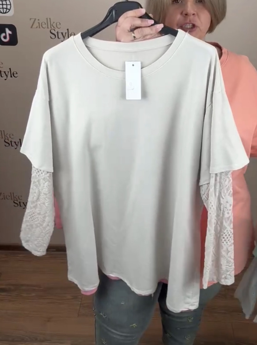 Italia nr 11 - Bluza jednokolorowa z koronkowymi rękawami - 24547 - beż