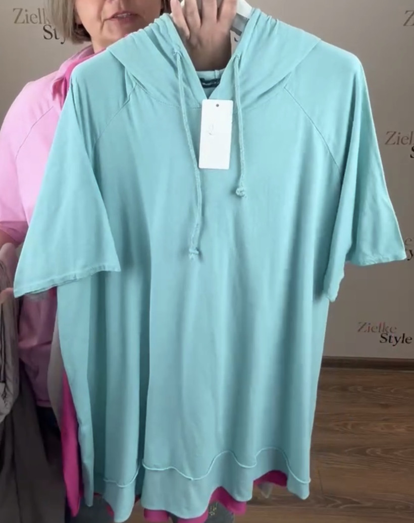 Italia nr 11 - Bluzka jednokolorowa z kapucą - 21059 - mięta