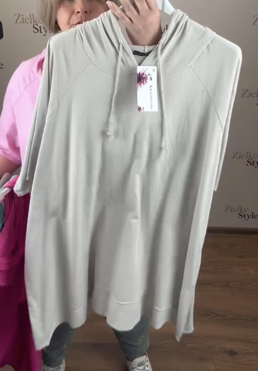 Italia nr 11 - Bluzka jednokolorowa z kapucą - 21059 - beż