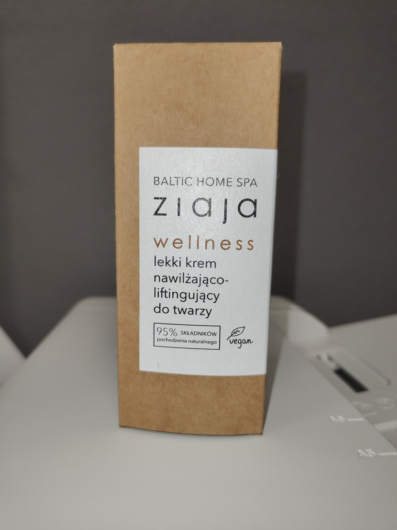 WELLNESS LEKKI KREM NAWILŻAJĄCO-LIFTINGUJĄCY DO TWARZY 50ML