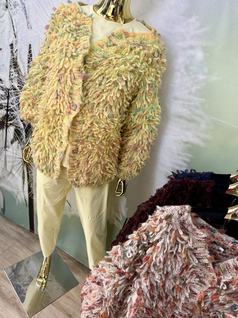 Bomberka sweterkowa ze splotem 3D Kaktus Multikolor Minouu