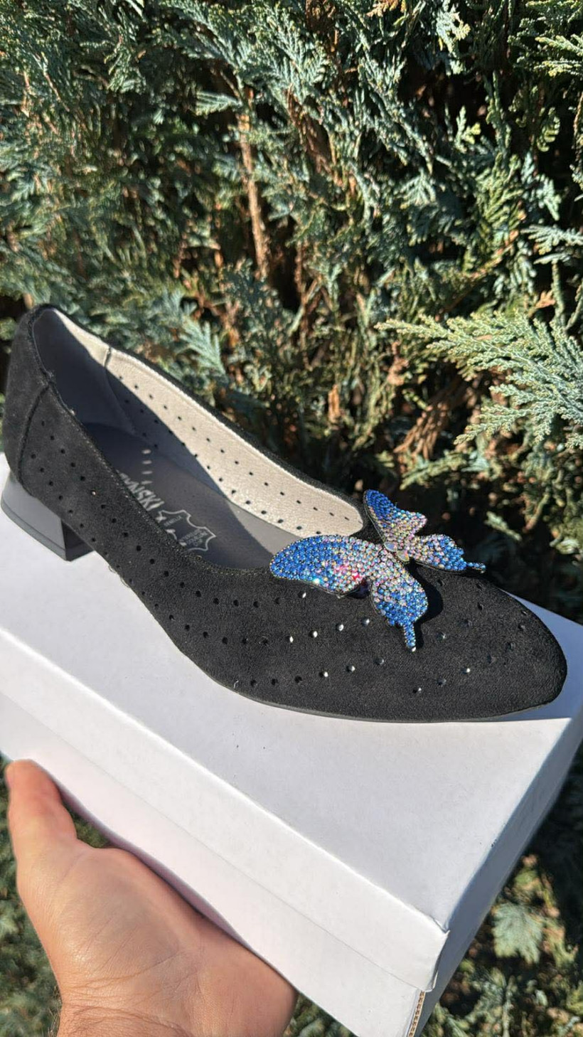 DASZYN 23-Półbut zamszowy z ozdobą motylka SA178A-3 C:CZARNY