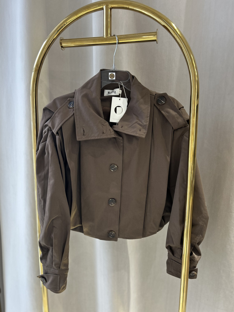 SOFTY TRENCZ KRÓTKI GUZIKI CZEKOLADA