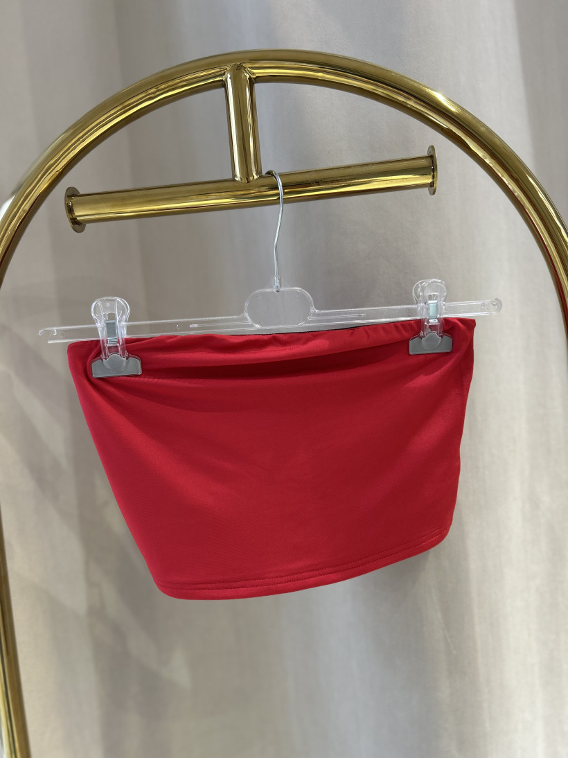 BY SWAN OPASKA CZERWONA