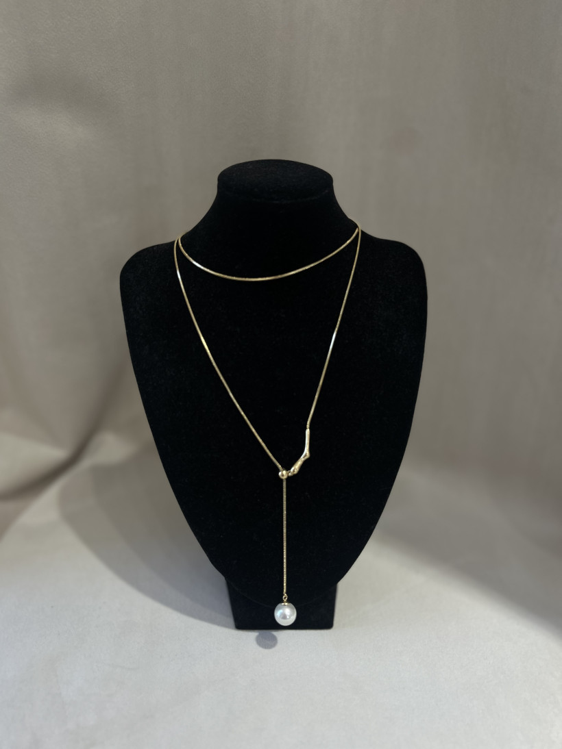 NASZYJNIK ŻMIJKA Z PEREŁKĄ