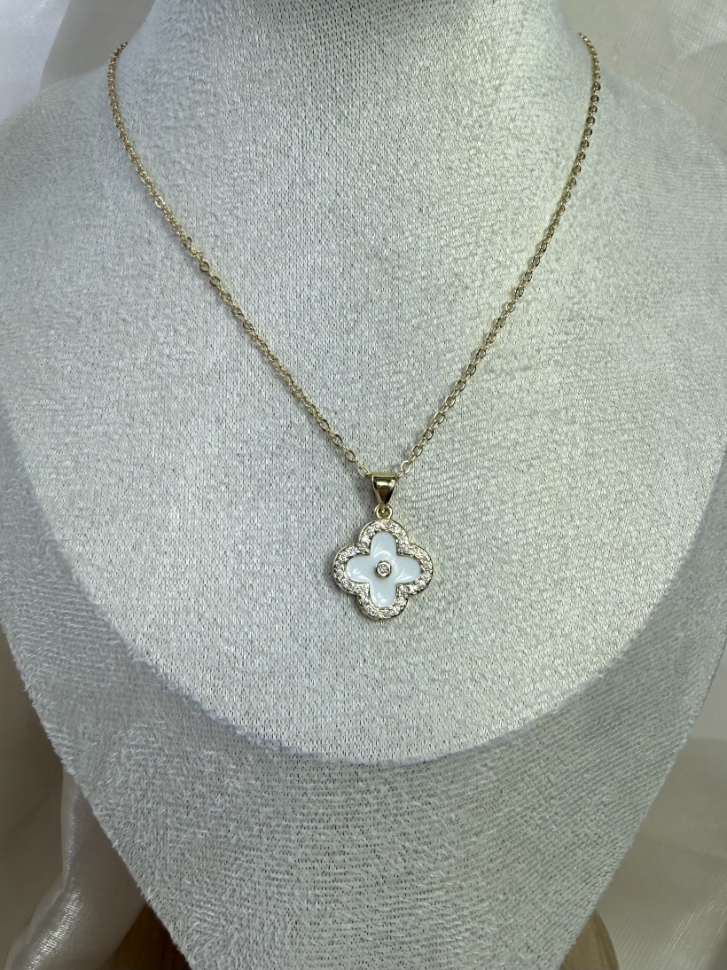 I* Naszyjnik MILKY CLOVER