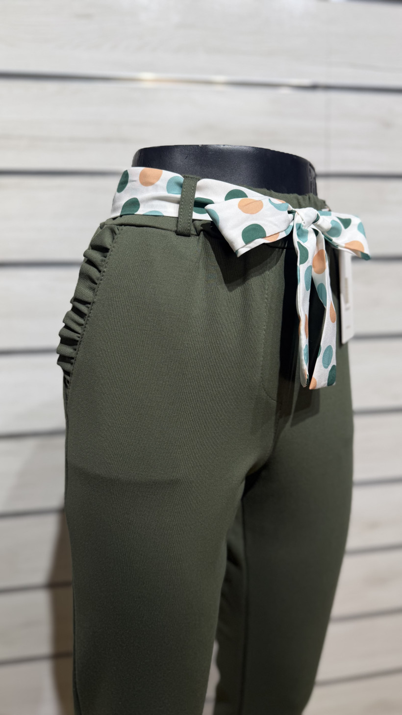 CALÇA MAGICA FOLHO NO BOLSO