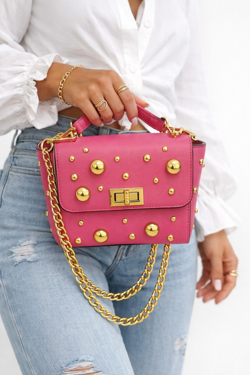  Różowa mała torebka na ramię ozdobiona ćwiekami