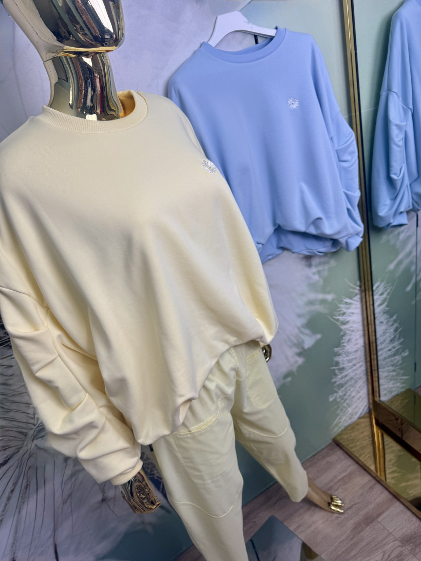 Bluza Bombka z wyszywaną stokrotką NOODA