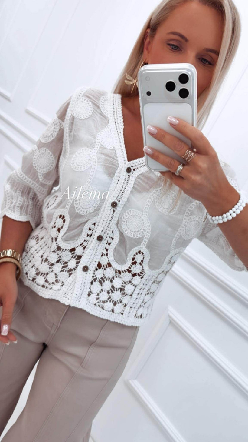 Sweterek boho SW690 zapinany na guziki