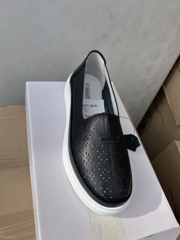 SABATINA 3- PÓŁBUT AŻUROWY CZARNY DX25046LSKÓRA NATURALNA 