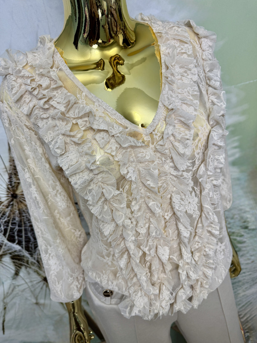 Bluzka Hiszpanka z koronki Minouu