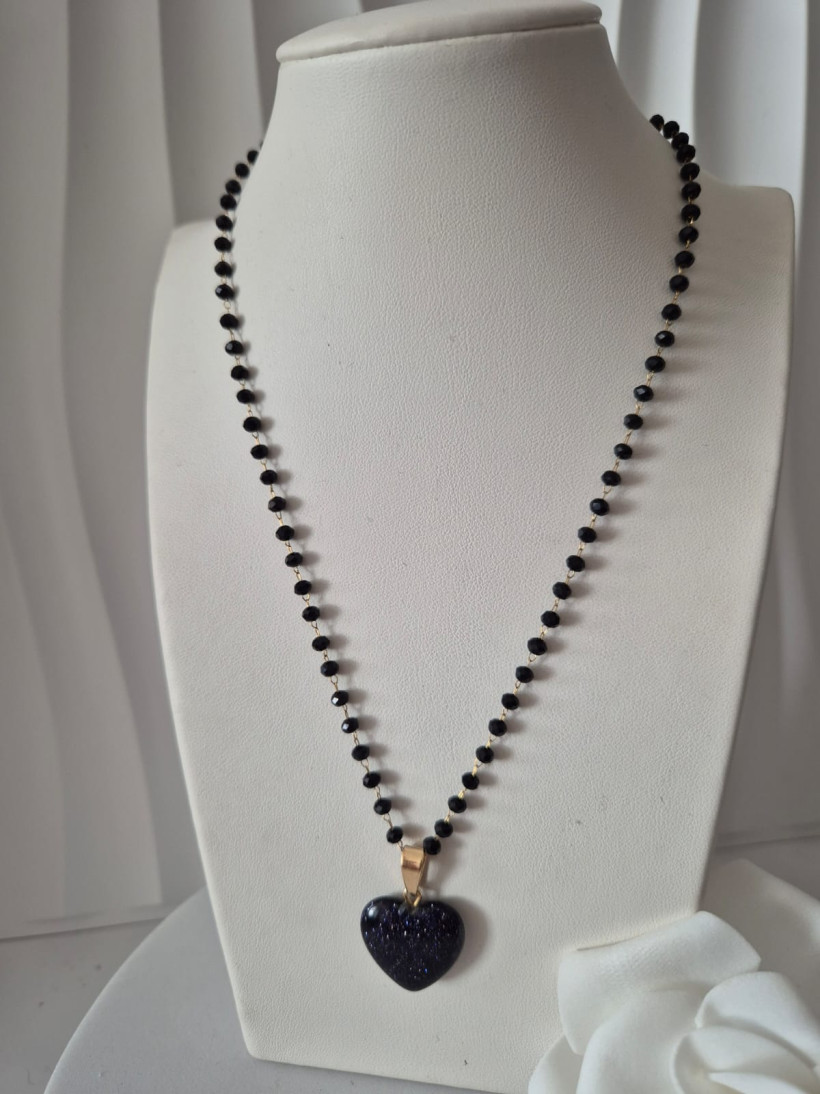 Naszyjnik NOC KAIRU serce na koralikach